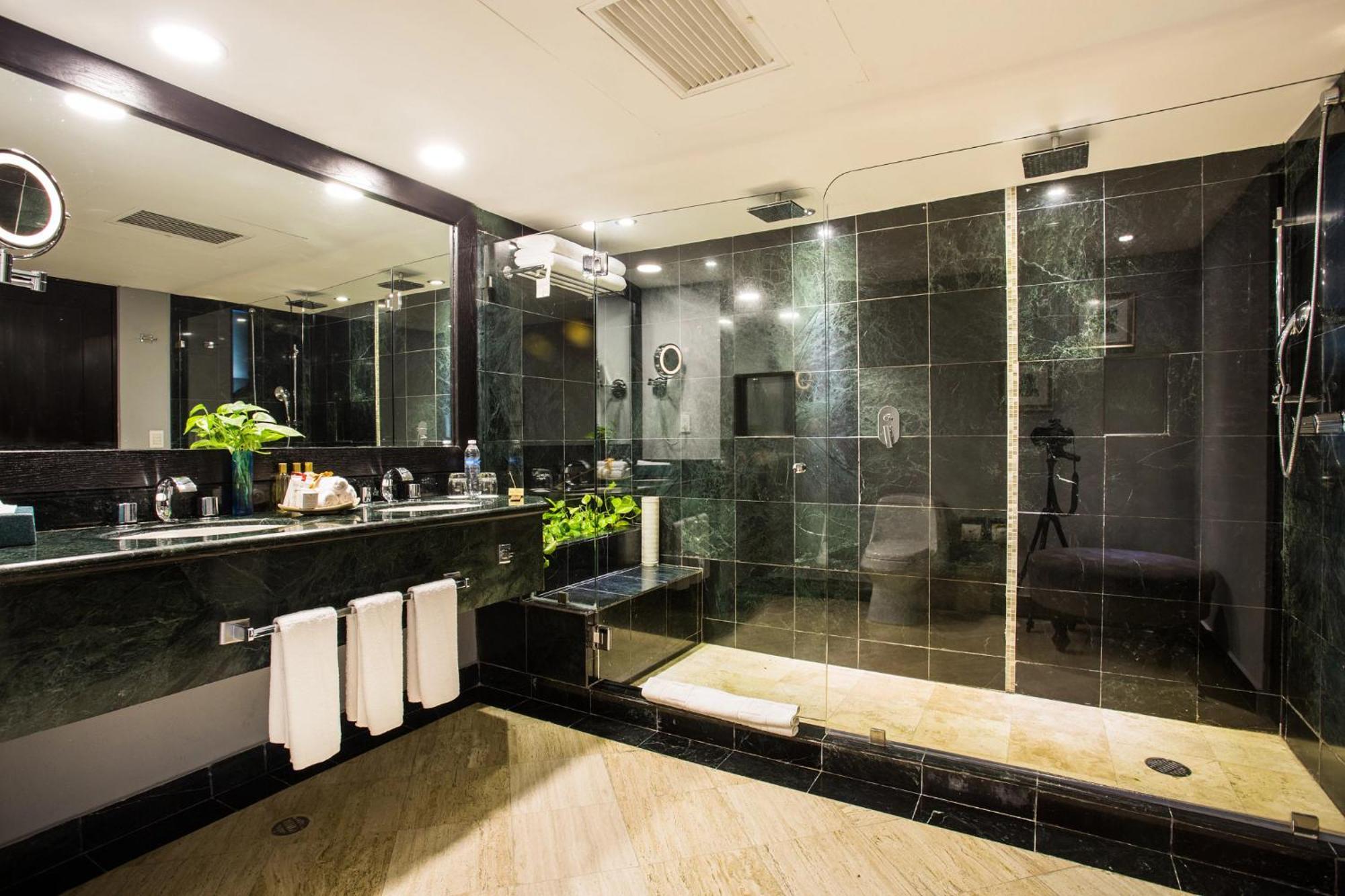 Preferred Club Junior Suite King